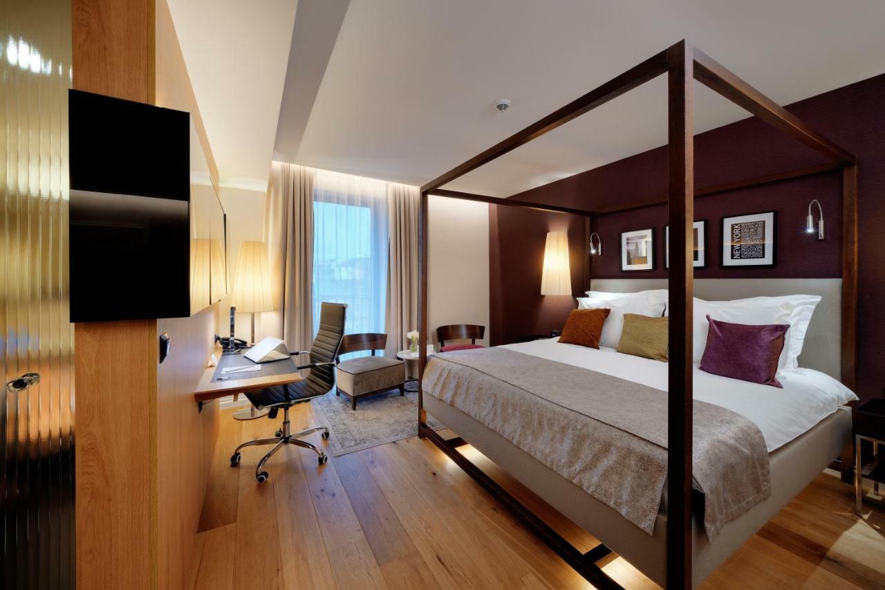 Best Western Premier Principe Rzeszow Ngoại thất bức ảnh